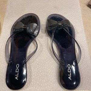 🖤🎀 Aldo Bow Flip Flops 🎀🖤